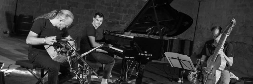 Amour Courtois: Medieval Meets Jazz at Dënäkär Zho / KIAC Ballroom